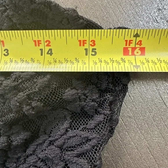 Buckle BKE Black Sleeveless Lace Bodysuit Cutout Sheer Lace V-Neck Size Large - Picture 8 of 14